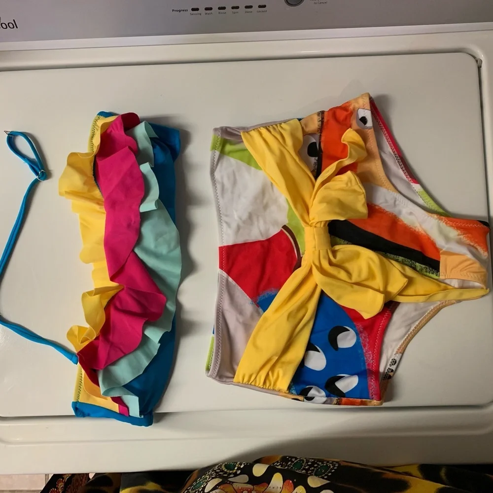 Colorful Ruffled Bikini Set - Picture 1 of 4